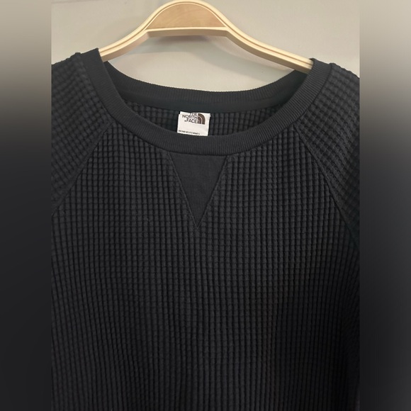 The North Face Women’s Long Sleeve Chabot Crew in Small in TNF Black - Picture 5 of 16